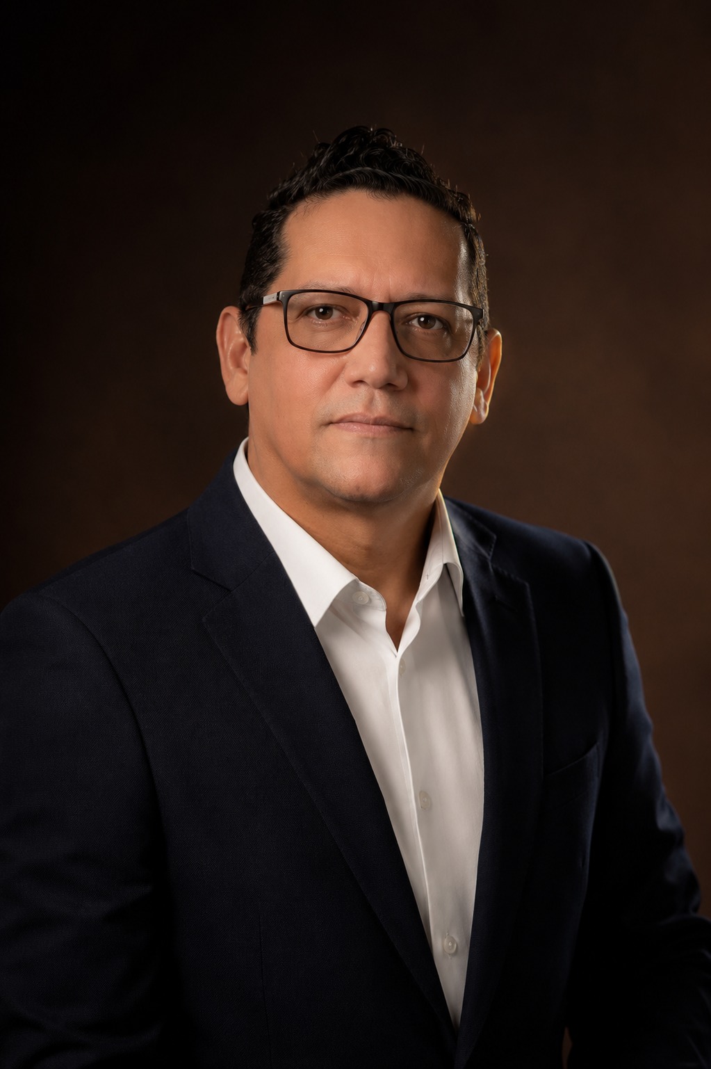Alfonzo Castillo, diseñador y proyectista arquitectónico